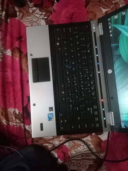 used laptop location Gujrat city kharina makwaal number 03109186302 3