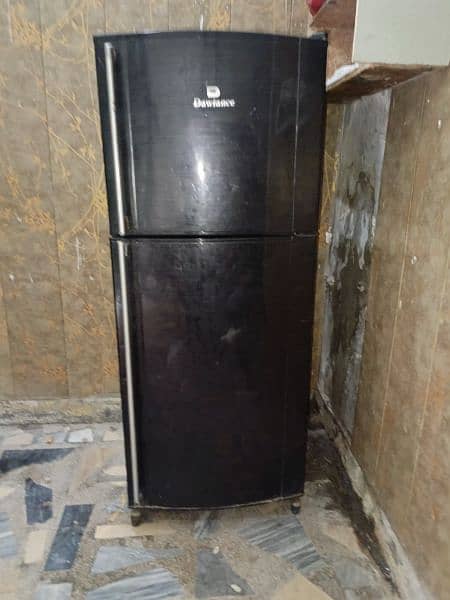 dawlance black color fridge for sale 0