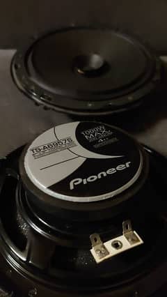 Pioneer 6 Inch Speakers. (Brand New & Paper Cone)