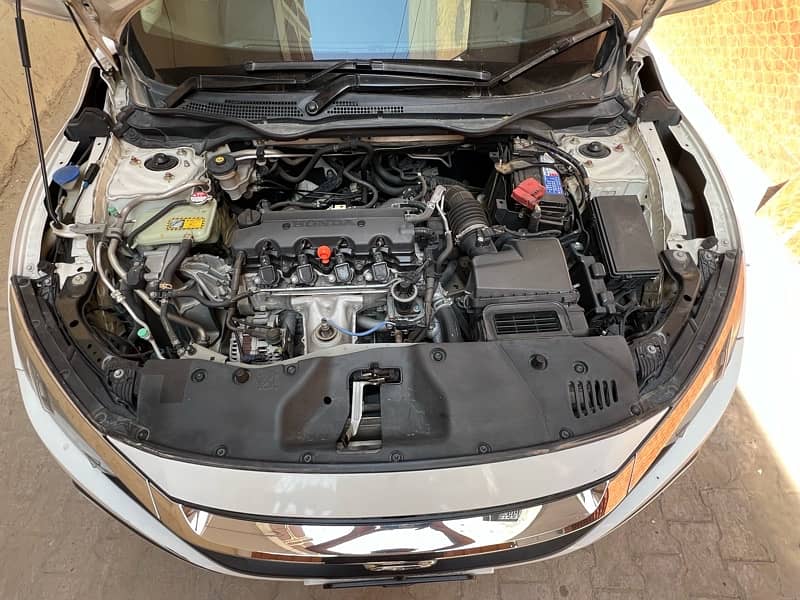 Honda Civic Oriel 2019 11