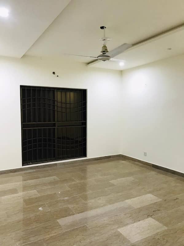 16 Marla Upper Portion For Rent In Audit and Accounts 6