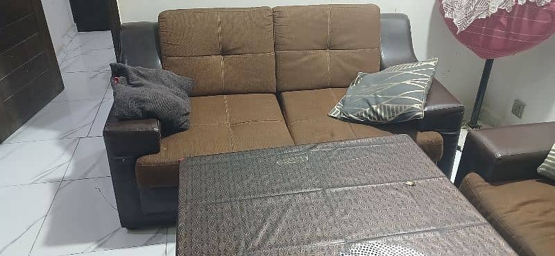 5seater sofa with larged glass table 4