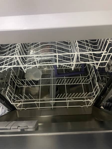 dishwasher 1