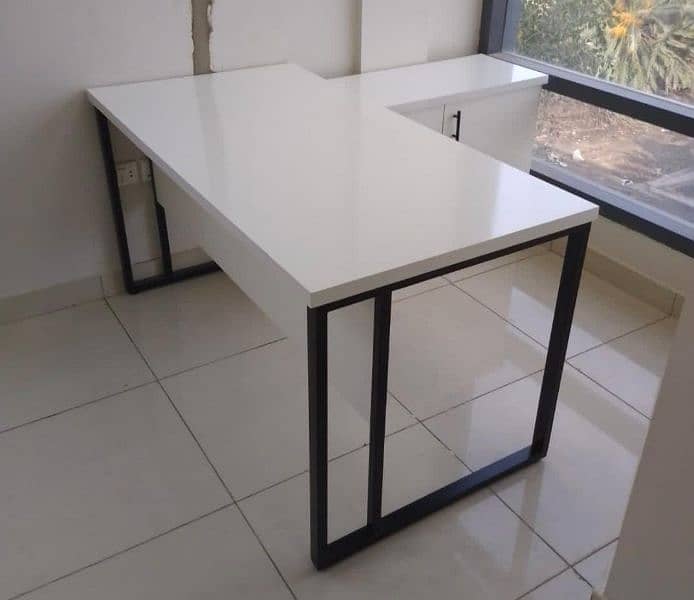 Workstation Cubicals Executive Officer Tables Desk Available 12