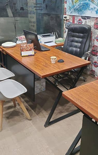 Workstation Cubicals Executive Officer Tables Desk Available 13