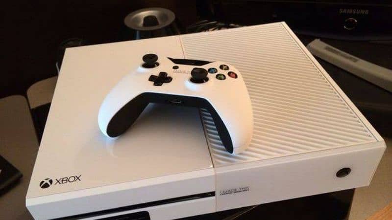 Xbox one S brand new 1 Tb 10/10 condition 1