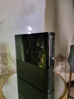 Xbox-360 slim only 6months used