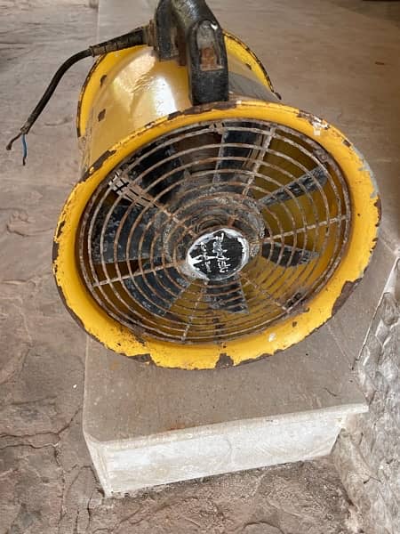 ventilation / inline exhaust fan 3