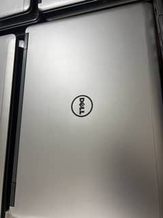 Dell laptop E6640 i7