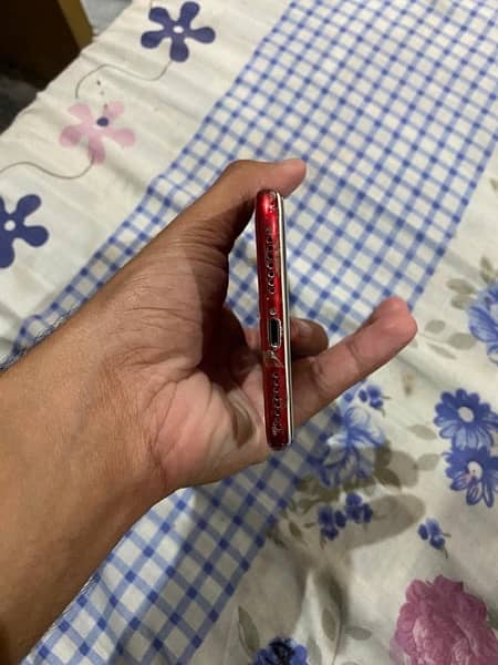 iphone 7plus pta battery change red colour 6