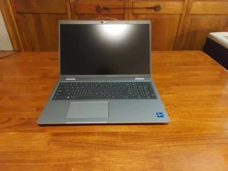Dell Latitude 5520 15.6” FHD Laptop, 3