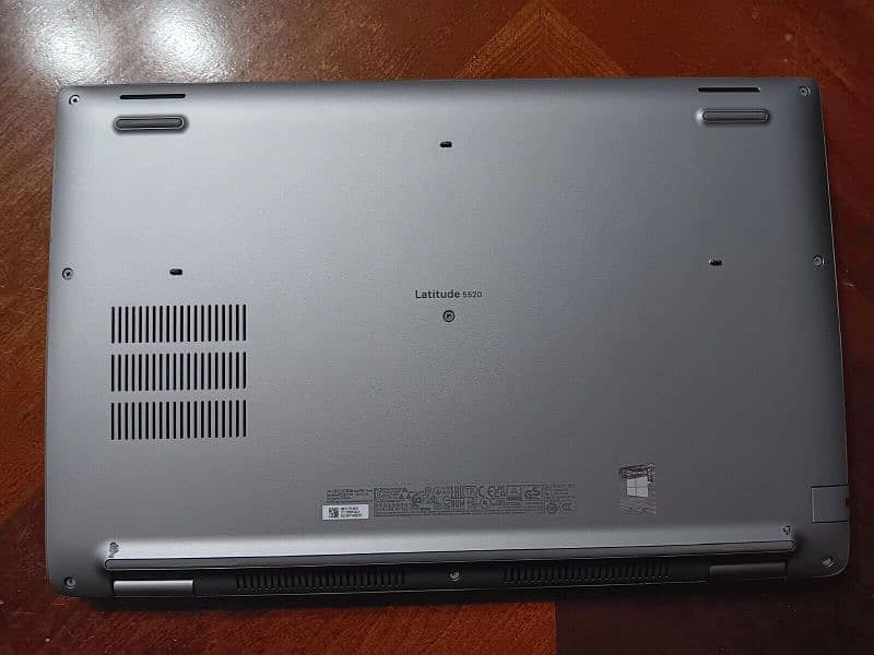Dell Latitude 5520 15.6” FHD Laptop, 5