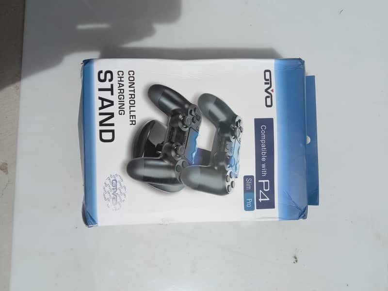 OIVO Controller Charging Stand for PS4 – IV-P4002 1