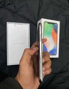 Iphone X 10/10 64gb condition with box