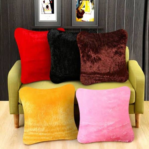 fluffy cushions filled with polyester plushy cushions fux fur cushions 0