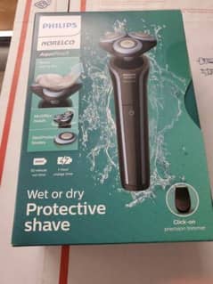 Philips AquaTouch Wet & Dry Shaver and trimmer 0