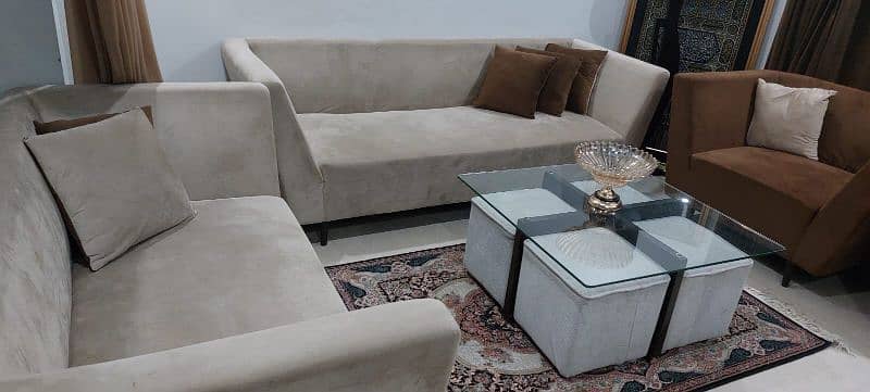 sofa 10/9 condition new foam 0