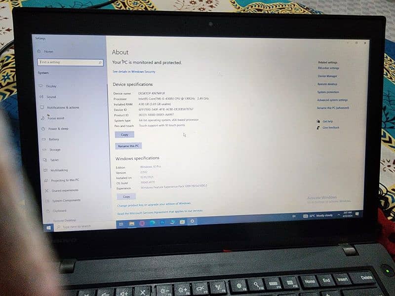 touch screen laptop 10 on 10 condition 17