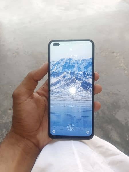 Oppo f 17 pro 10 by 10 condition only box 1
