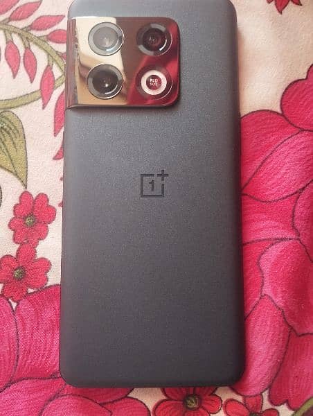 oneplus10pro. 8+8/128.10/10condition. deul Sim official PTA aproved. 2