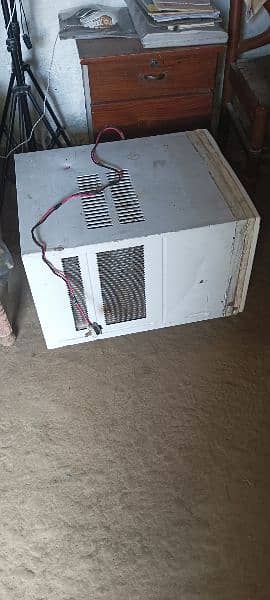 Panasonic Used old AC pon Ton  (0.75 ton) in off condition, 1