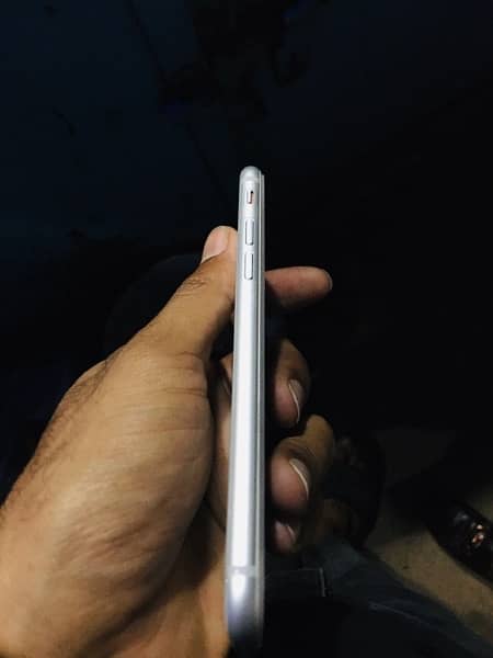 iphone 8 official pta approved 64gb 7