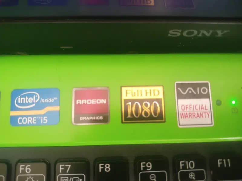 Sony Vaio Green 1080 Display PCG-71D14W i5 2nd Gen 8GB RAM 500GB HDD 11