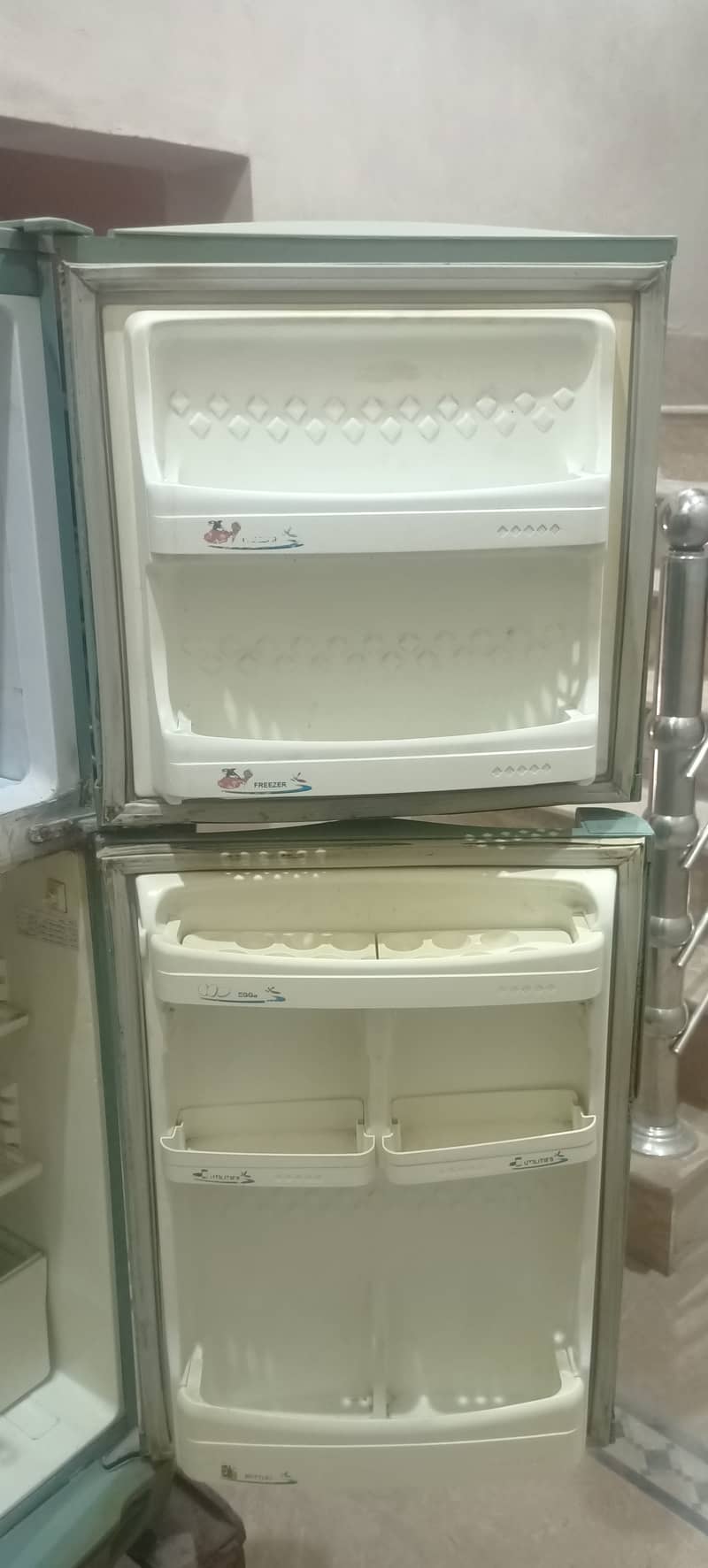 Pel refrigerator 4