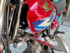 urgent sell krni hain bike Honda dream 19 modal