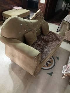 dewaan 2 seater sofa in very good condition.