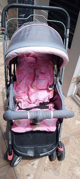 baby pram In good Condition with reasonable price 0