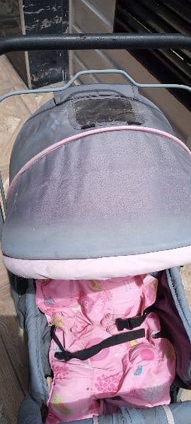 baby pram In good Condition with reasonable price 1