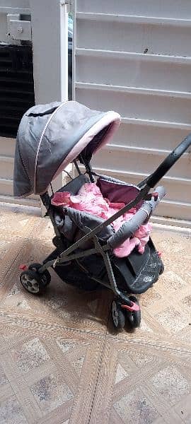 baby pram In good Condition with reasonable price 4
