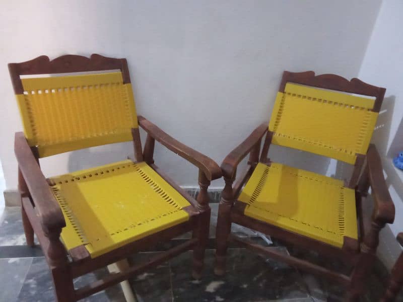 4 wooden chairs for sale  (office or home) 0