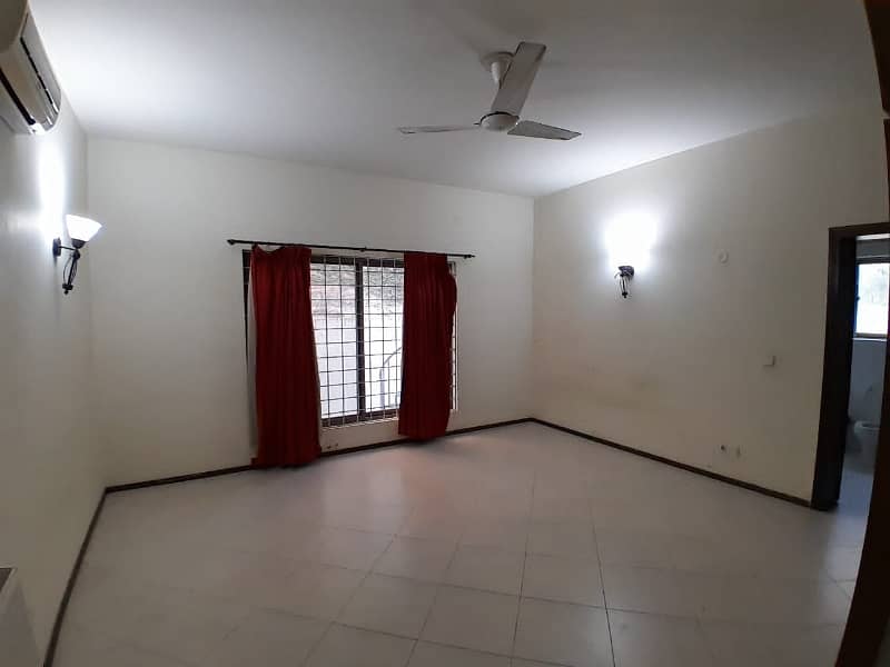 Unfurnished Ground Portion 2 Bed Fully Renovated For Small Families 3