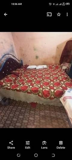 extra king size bed