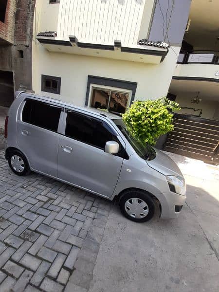 home used Good looking car new condition 3
