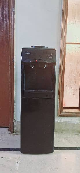Orient Water Dispenser 0