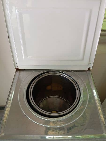 I-zone washing machine and dryer 5