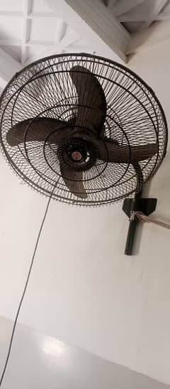 royal bracket fan for sale good condition