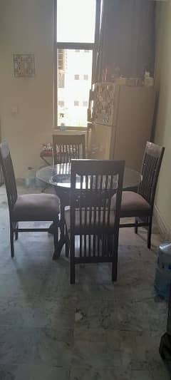 Dinning table 4 seater