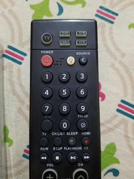 Samsung LCD/LED Remotes (Orignal + 2 Huayu) Pack of 3 6