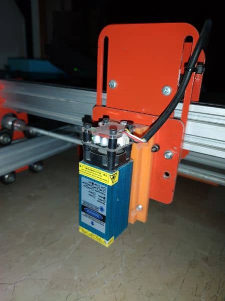 Electrobes Mini dot fiber laser machine 3