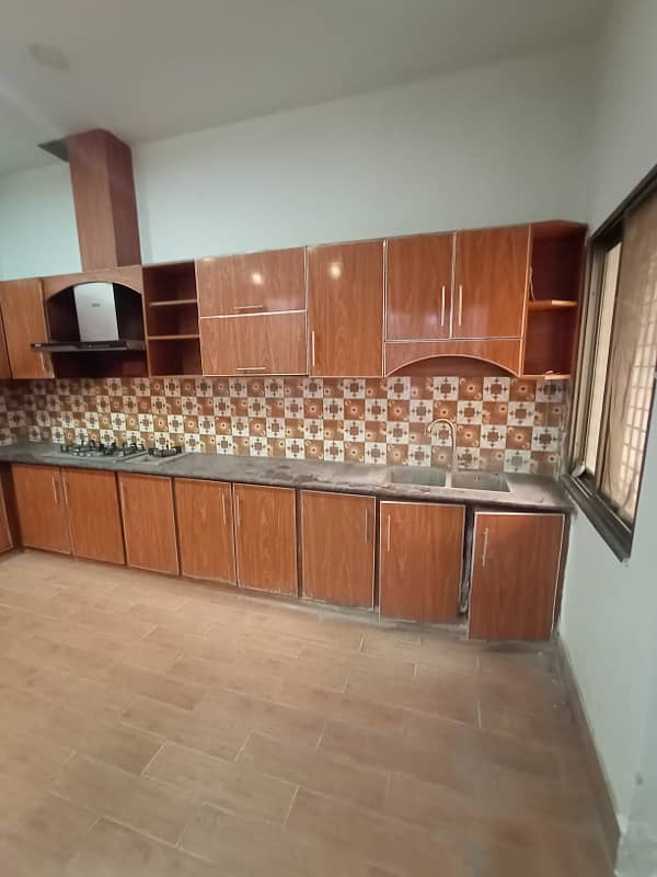 House For Rent Madina Town Near Susan Road 19