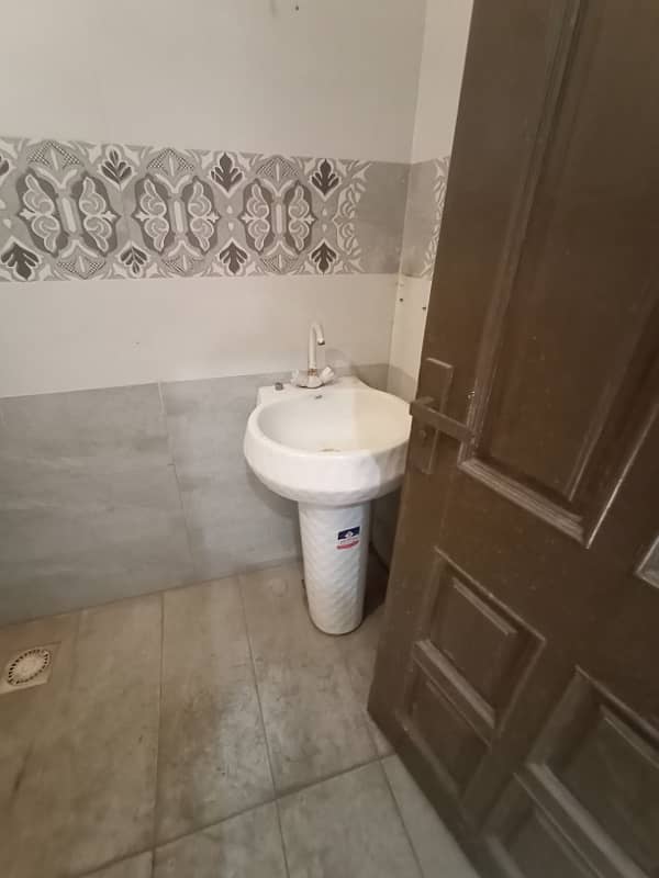 House For Rent Madina Town Near Susan Road 21