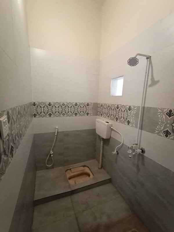 House For Rent Madina Town Near Susan Road 22