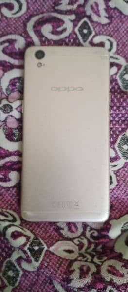 I am selling mobile oppo brand 4+64 1