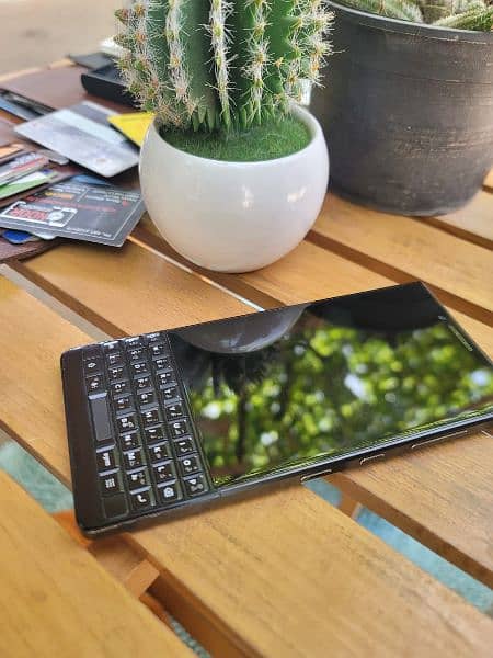 BlackBerry key 2 in good condition (PTA OFFICIAL APPROVED) 12