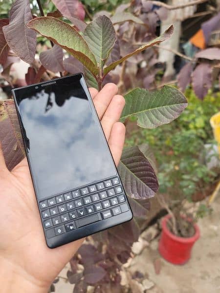 BlackBerry key 2 in good condition (PTA OFFICIAL APPROVED) 14