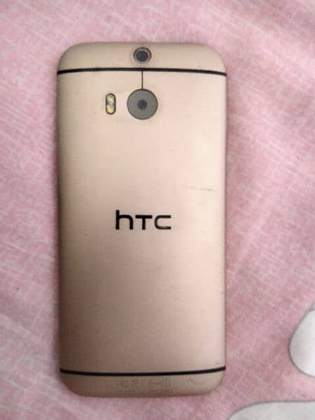 HTC one m8 32 GB memory 1